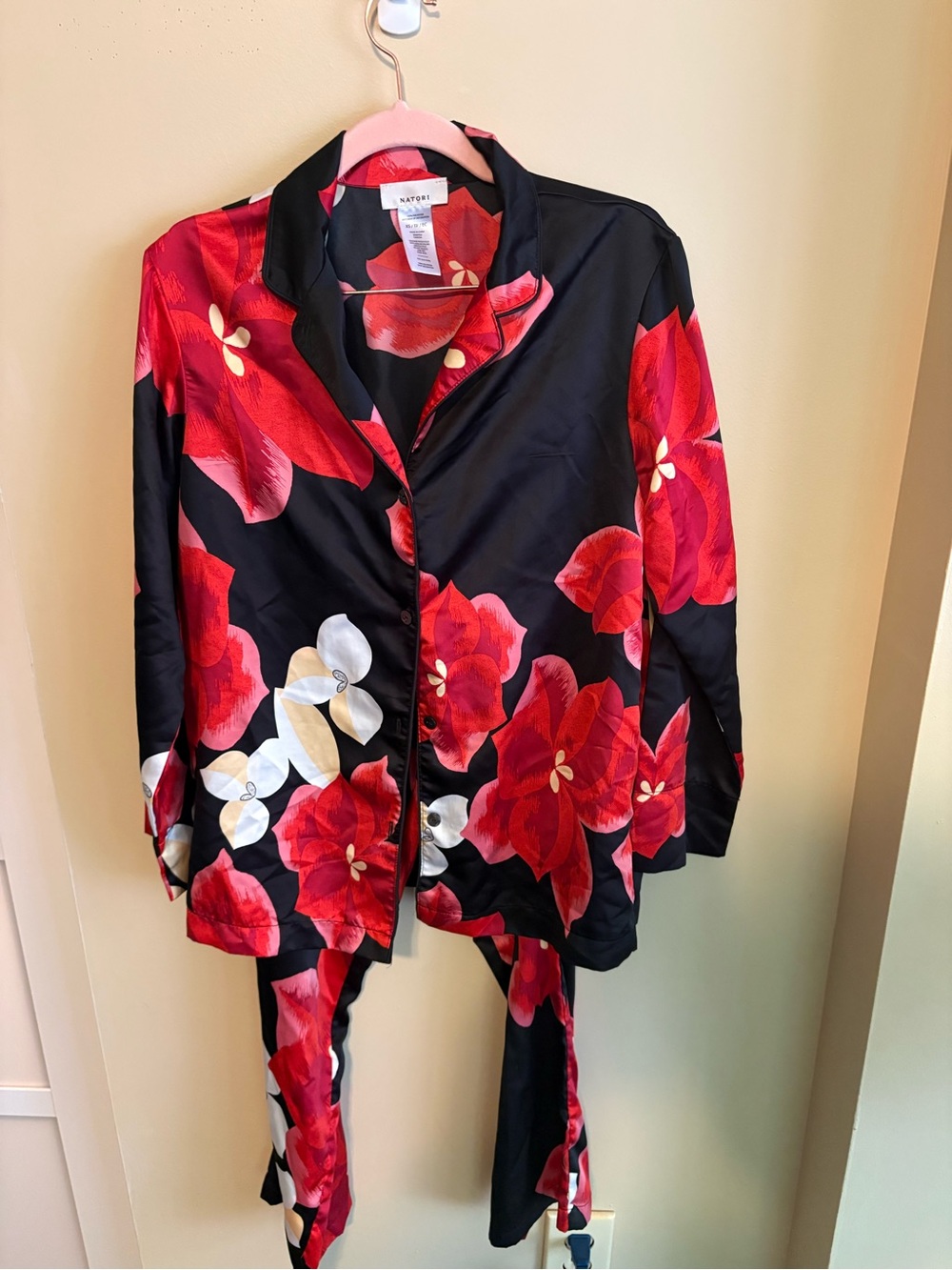 Natori Floral Satin Pajama Set Black Red XS Button Down and Pants - Picture 5 of 9